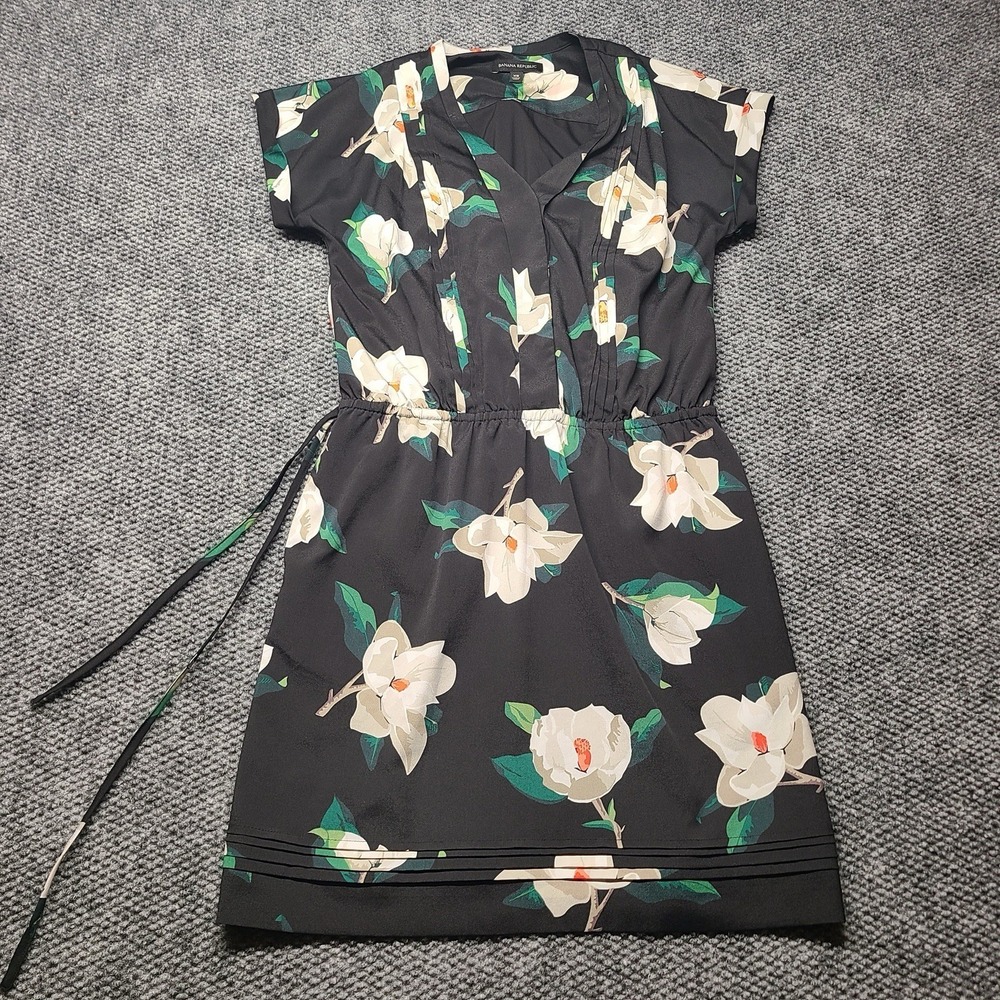 BANANA REPUBLIC Black White Midi Dress S Shift Botanical Pleated Short Sleeve XS